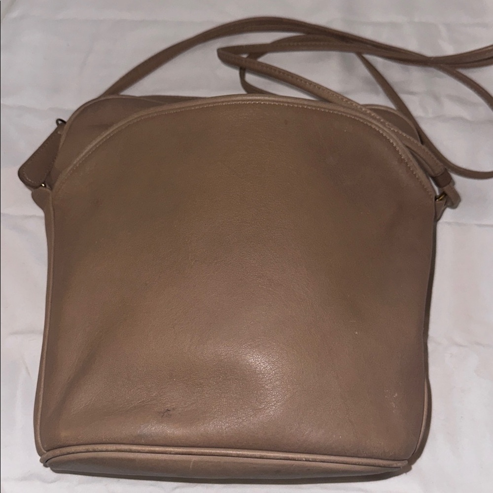 Vintage COACH Leather Bag Crossbody Purse Early putty United States